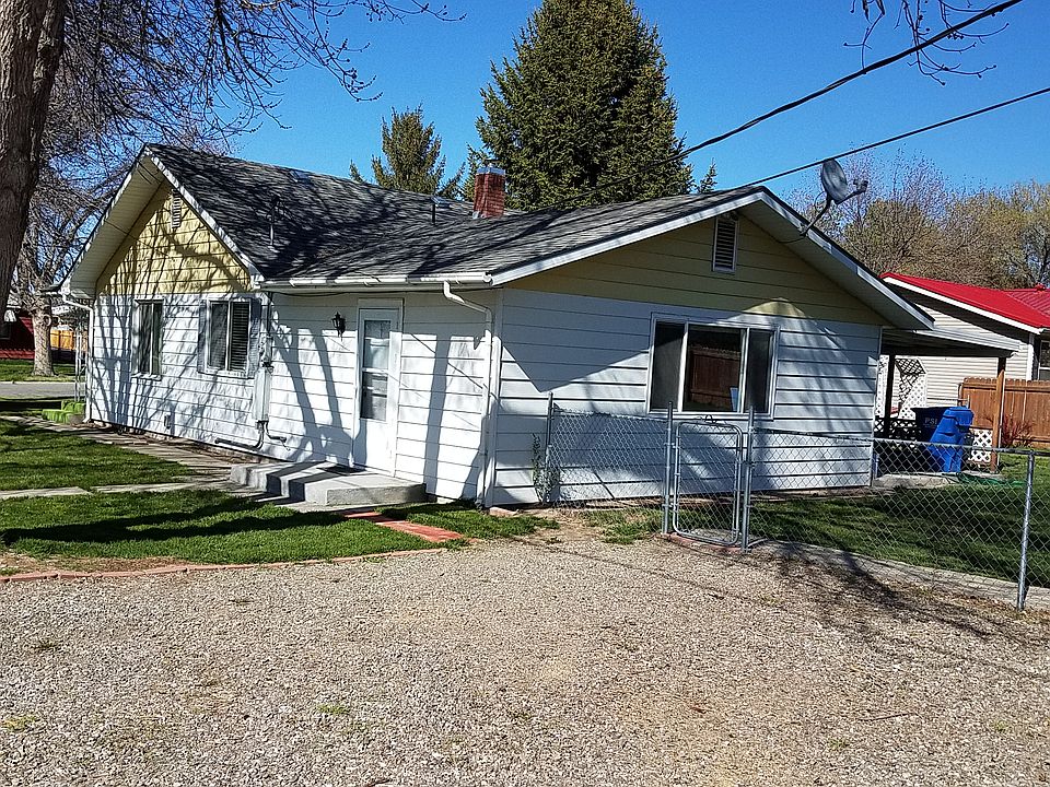2nd image of 201 7th Ave E