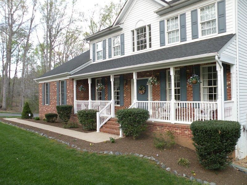 Covered Front Porch
