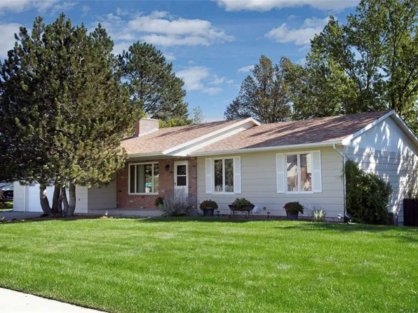 2501 Interlachen Dr, Billings, MT 59105