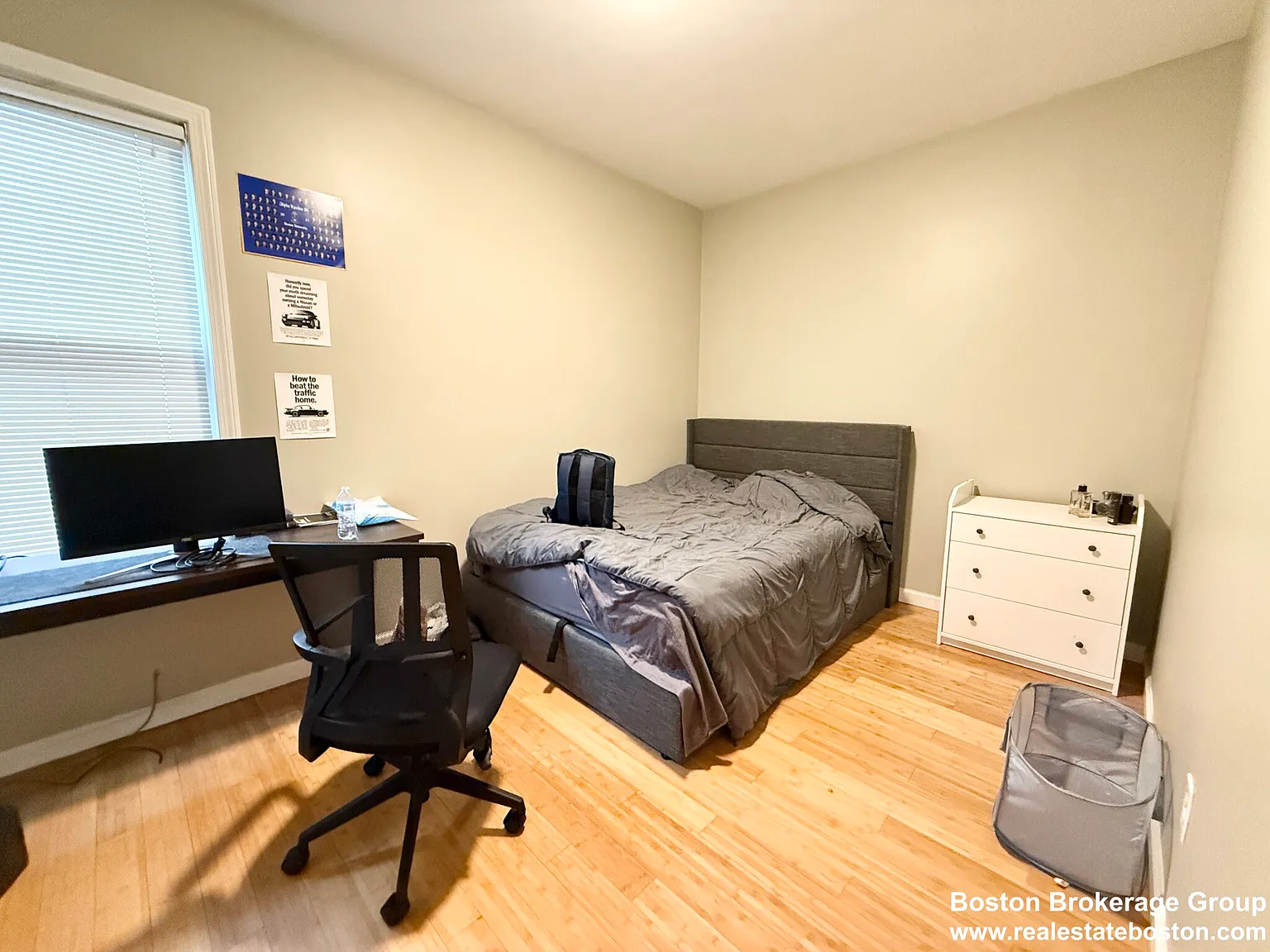 4 bed, 1200 sqft, $5,650 — Photo 4
