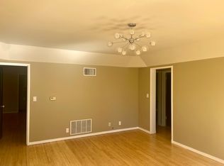 4114 Franklin Ave, Los Angeles, CA 90027