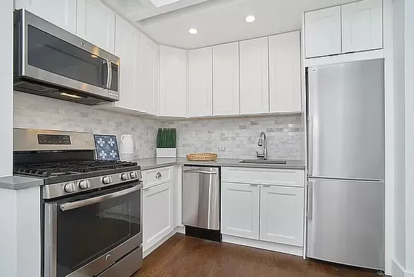 Rented by REAL New York | media 15