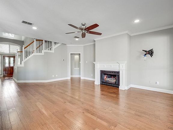 3rd image of 1801 Dalton Dr