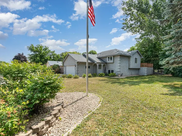 5262 Lannon Ave NE, Albertville, MN 55301