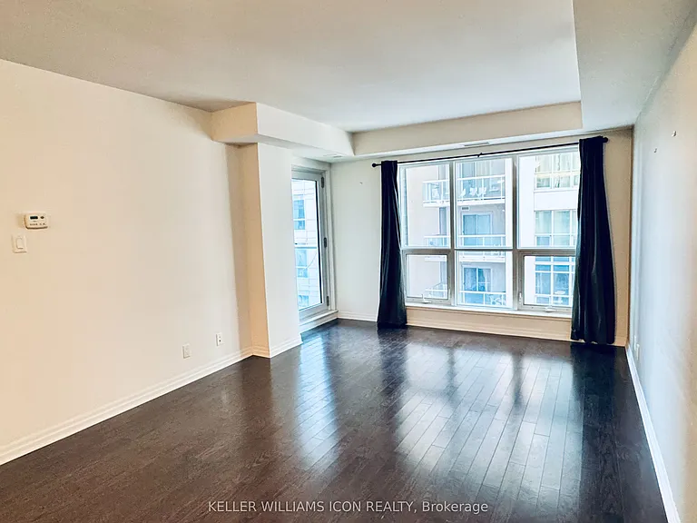 242 Rideau St #1106 — Photo 7