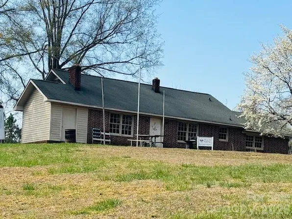 2273 Trail Ave, Kannapolis, NC 28081