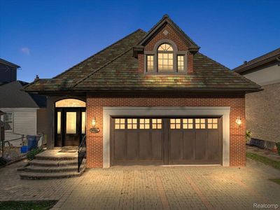 2014 Willow Beach St, Keego Harbor, MI, 48320