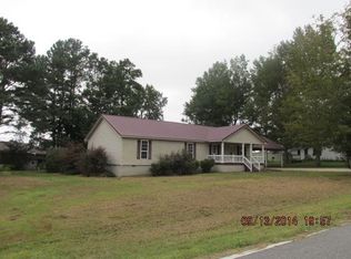 87 Short St, Geraldine, AL 35974