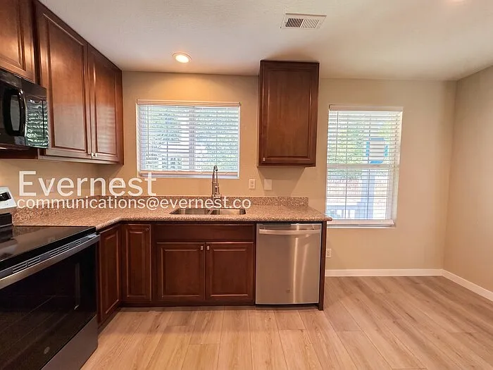 10700 Kimblewyck Cir #214 — Photo 3
