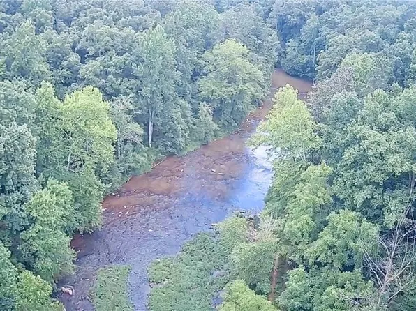 1 Highway 136 West 20 19 #20-19, Talking Rock, GA 30175