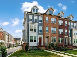 9710 Fields Rd, Gaithersburg, MD 20878