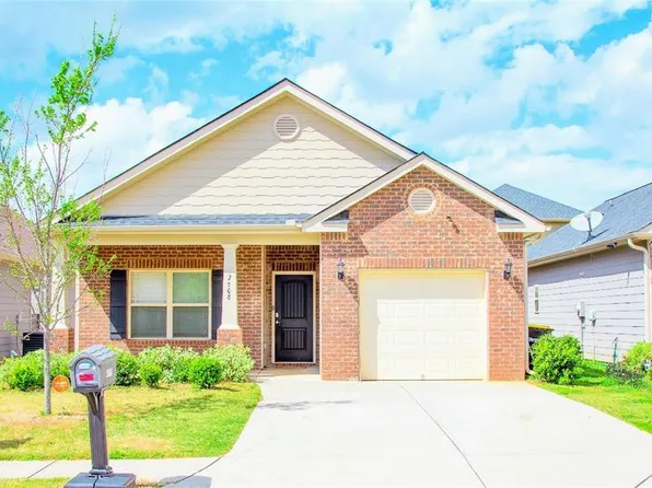 2608 Lovejoy Crossing St, Hampton, GA 30228