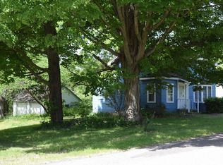 303 Bangor Rd, Lawrence, MI 49064