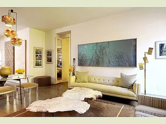 Sold by Stribling | media 19