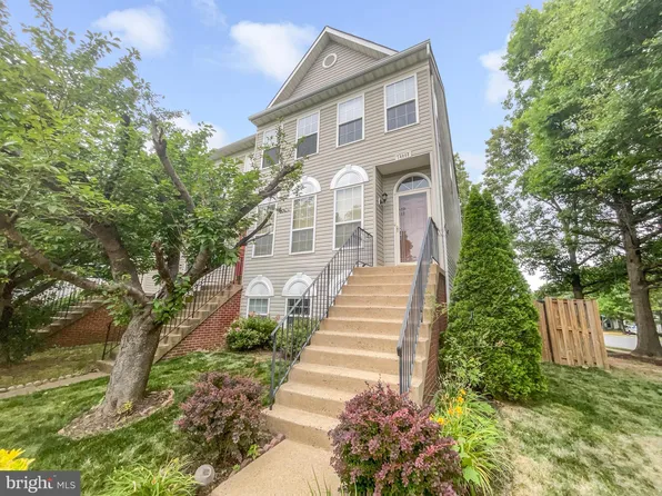 14800 Edman Cir, Centreville, VA 20121