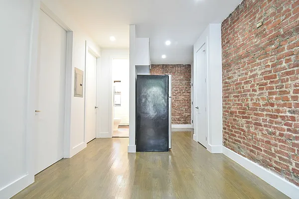 Rented by Urban Pads | media 8