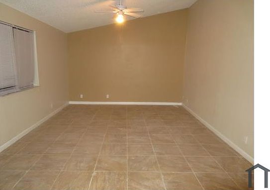 3rd image of 11530 NW 43rd St