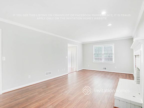 3rd image of 2774 Douglas Ct NW