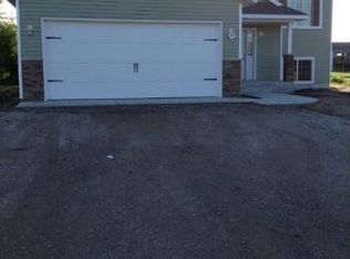 6679 Northwood Lane St, Cloud, MN 56303