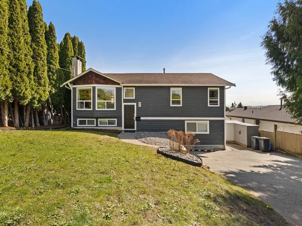 149 Mundy St, Coquitlam, BC V3K 6E5