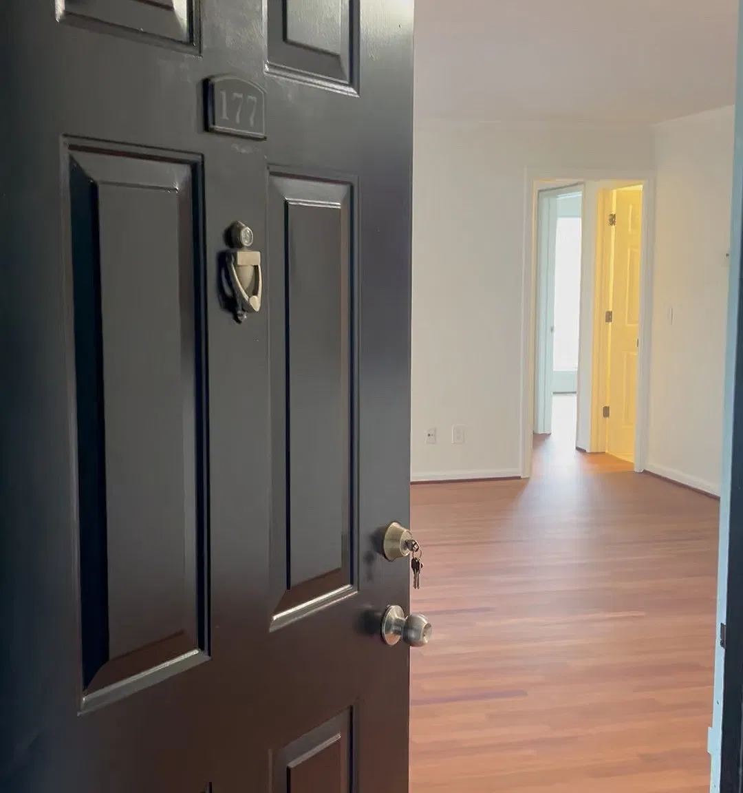 2 bed, 1120 sqft, $1,850 — Photo 2
