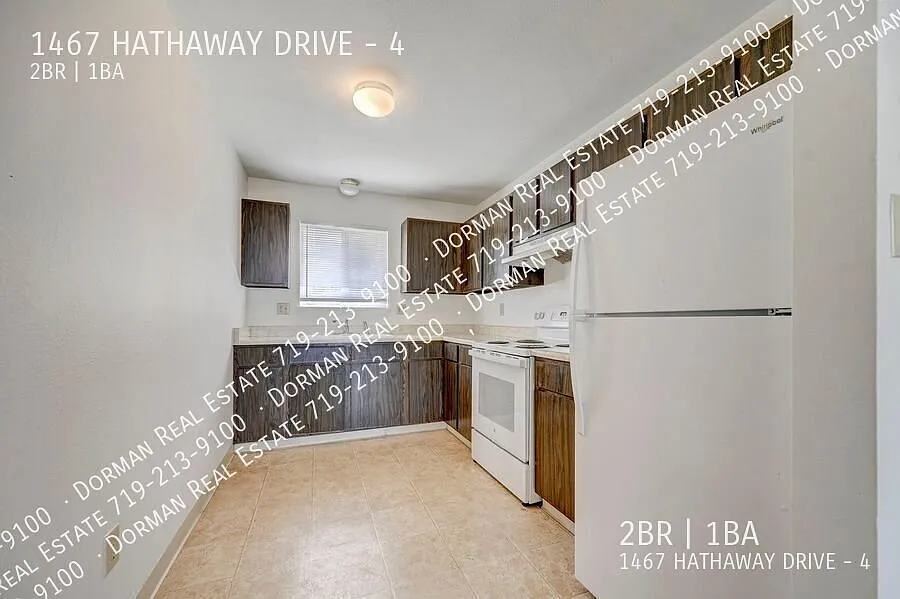 Mountain Views From your 2nd Floor Balcony! — Photo 3