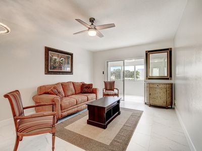 1115 Lake Terrace #208, Boynton Beach, FL, 33426