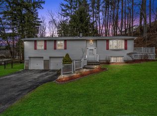 110 Highland Dr, Cortlandt Manor, NY 10567