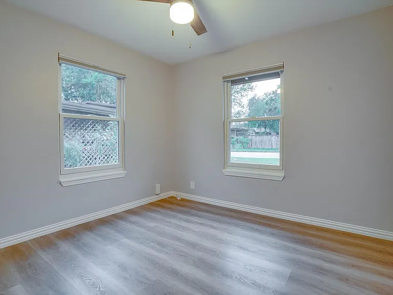 600 Bramble Dr — Photo 14