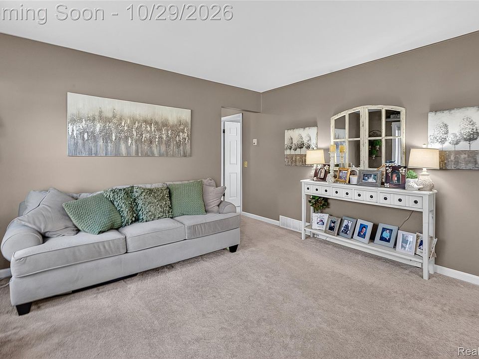 8394 Mayfair St, photo 5