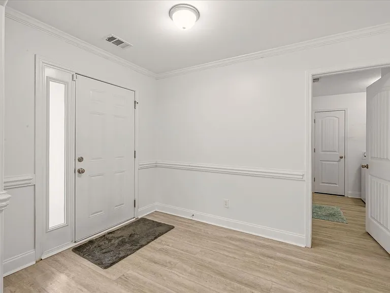 102 Old Mill Rd — Photo 15