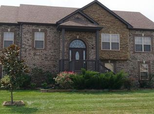 1395 Raven Rd, Clarksville, TN 37042