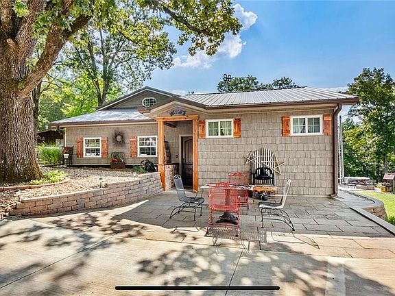 4th image of 9363 Larue Rd