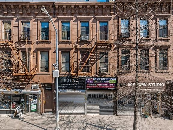 3rd image of 1231 Bedford Ave