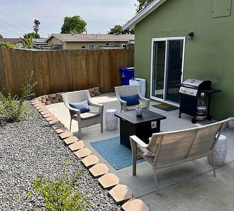 2nd image of 3304 Luna Ave #3304