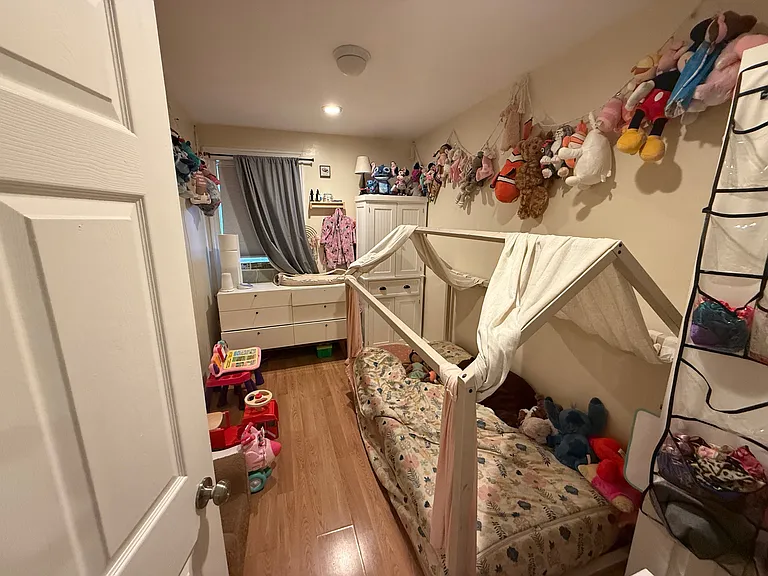 42-03 21st Ave #3 — Photo 8