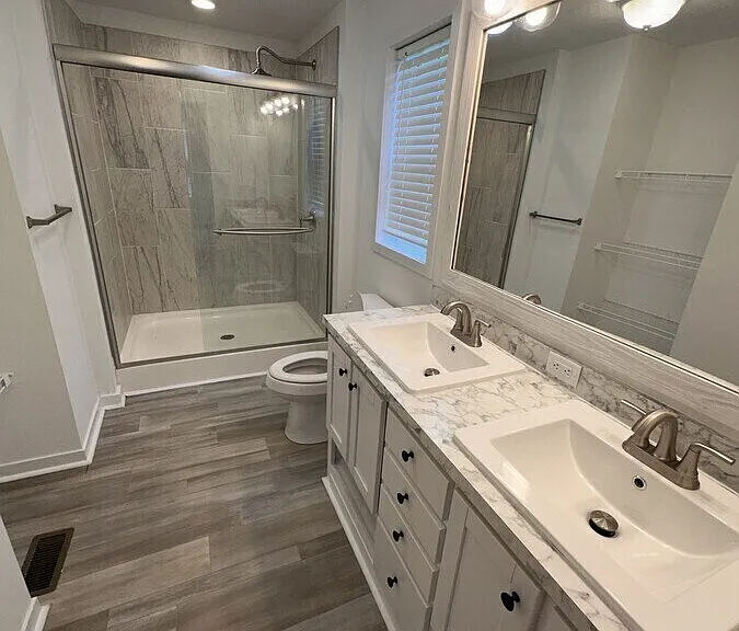 6618 Julian Ave — Photo 1