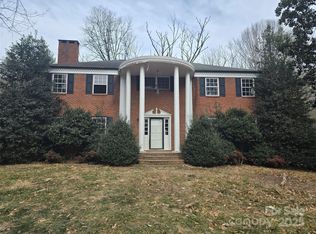 933 Cottrell Hill Rd, Hickory, NC 28645