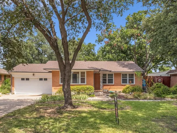 2953 Lavita Ln, Farmers Branch, TX 75234