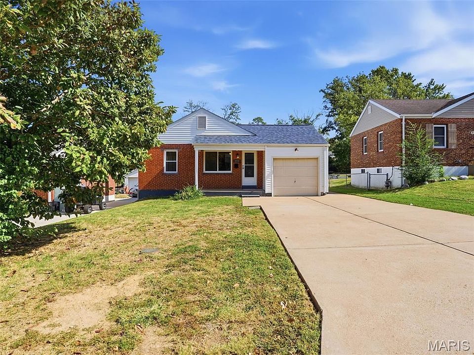 1st image of 9838 Huntingdon Ln