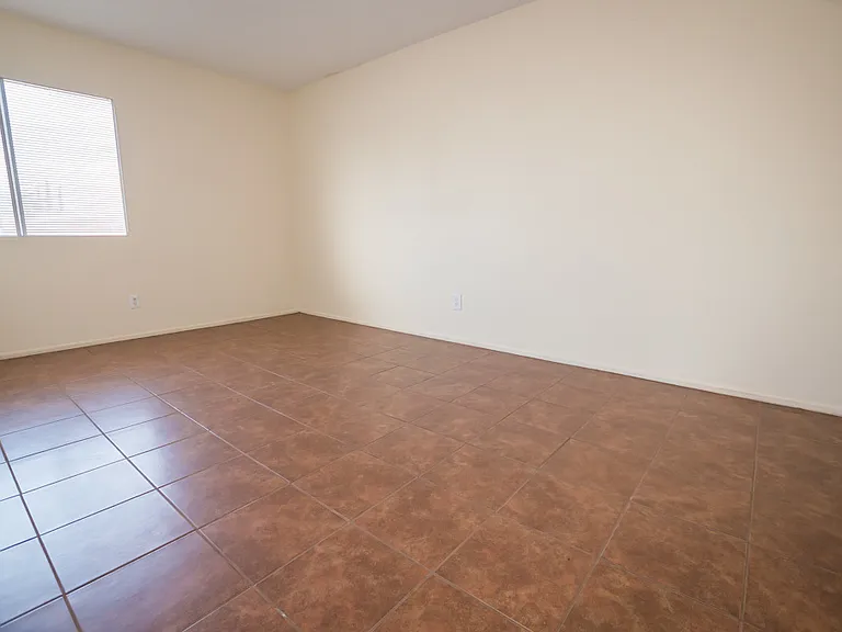 4409 Plaza Vis #B — Photo 12