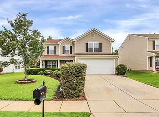 6612 Centerline Dr, Charlotte, NC 28278