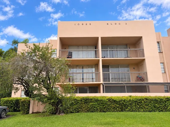 10625 SW 112th Ave APT 111, Miami, FL 33176