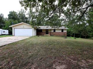 918 County Road 302, Poplar Bluff, MO 63901