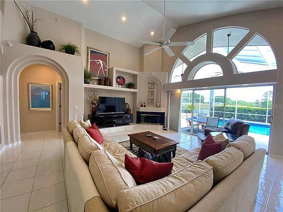 5th image of 7649 Mount Carmel Dr