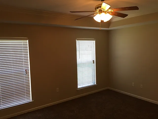 381 Laurel Hill Cir — Photo 9