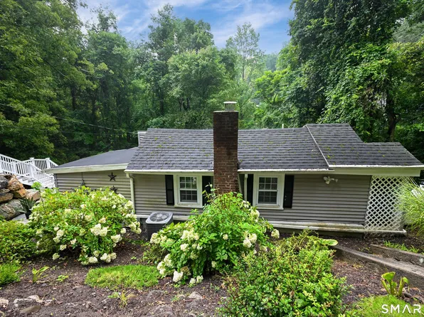74 Great Quarter Road, Newtown, CT 06482