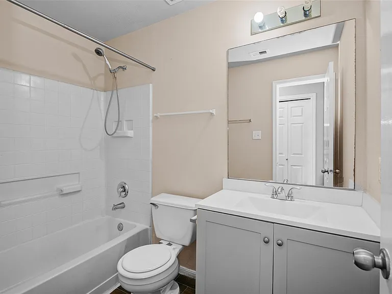 5939 Brenwood Trails Ln — Photo 20