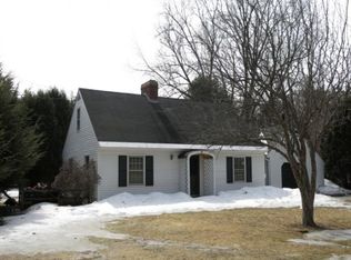 9 Mitchell Ln, Hanover, NH 03755