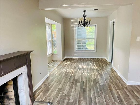 5th image of 1119 W Tucker Blvd